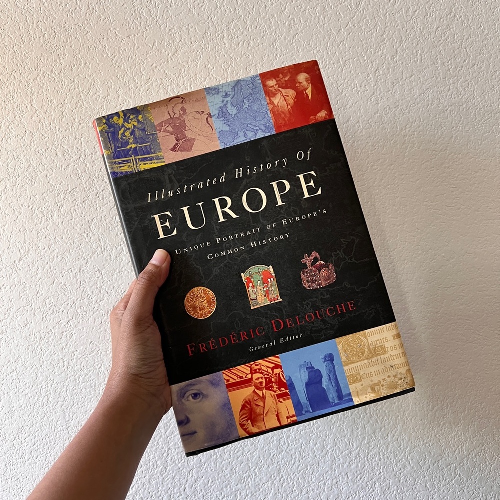 Illustrated History of Europe by Frederic Delouche Book